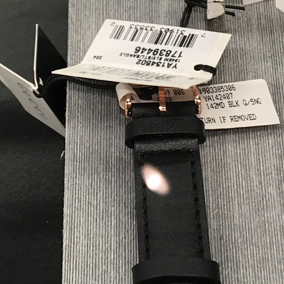 GUCCI WATCH